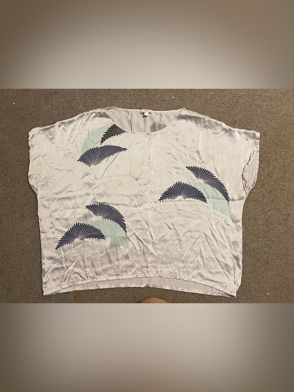 Silk boxy top